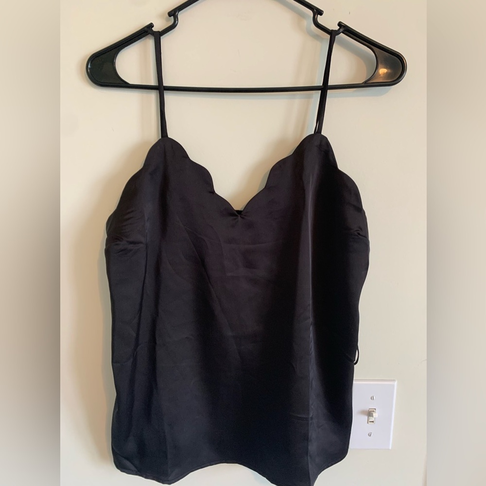 Monteau Scallop Tank